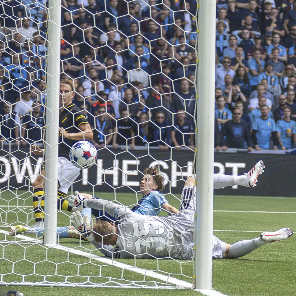 Herrallsvenskan DIF-AIK